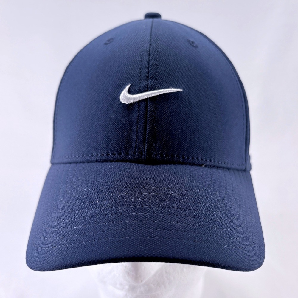 Nike Club‎ Navy Blue Dri-FIT Snapback Structured Embroidered Swoosh Baseball Hat